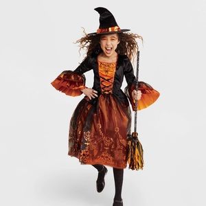 Witch costume